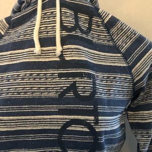Small men’s Burton hoodie